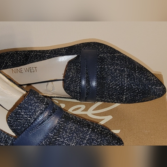Nine West Pumps 10M Like New exterior* - Picture 3 of 9